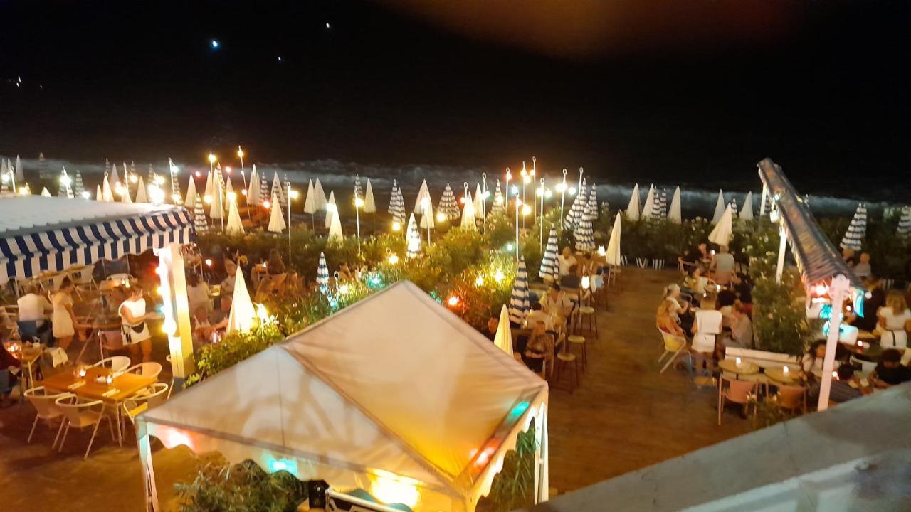 Nice Beau 2 Pieces Atypique-Original 200 M Mer, Promenade Des Anglais, Negresco Εξωτερικό φωτογραφία